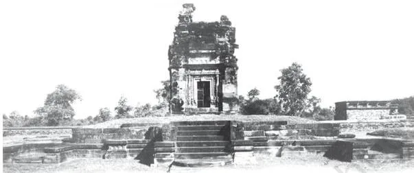 Thinkers, Beliefs and Buildings Class 12 PDF (Theme 4) An early stone temple at Deogarh with a square sanctum and the remains of the shikhara tower above it